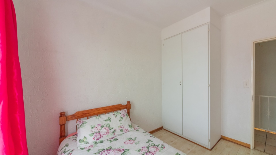 3 Bedroom Property for Sale in Kroonheuwel Free State
